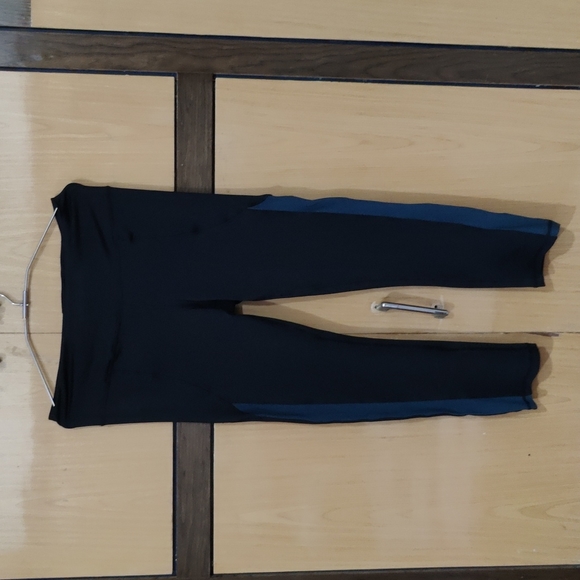 satva Pants - ❌❌sold❌❌Trackpant with mesh details